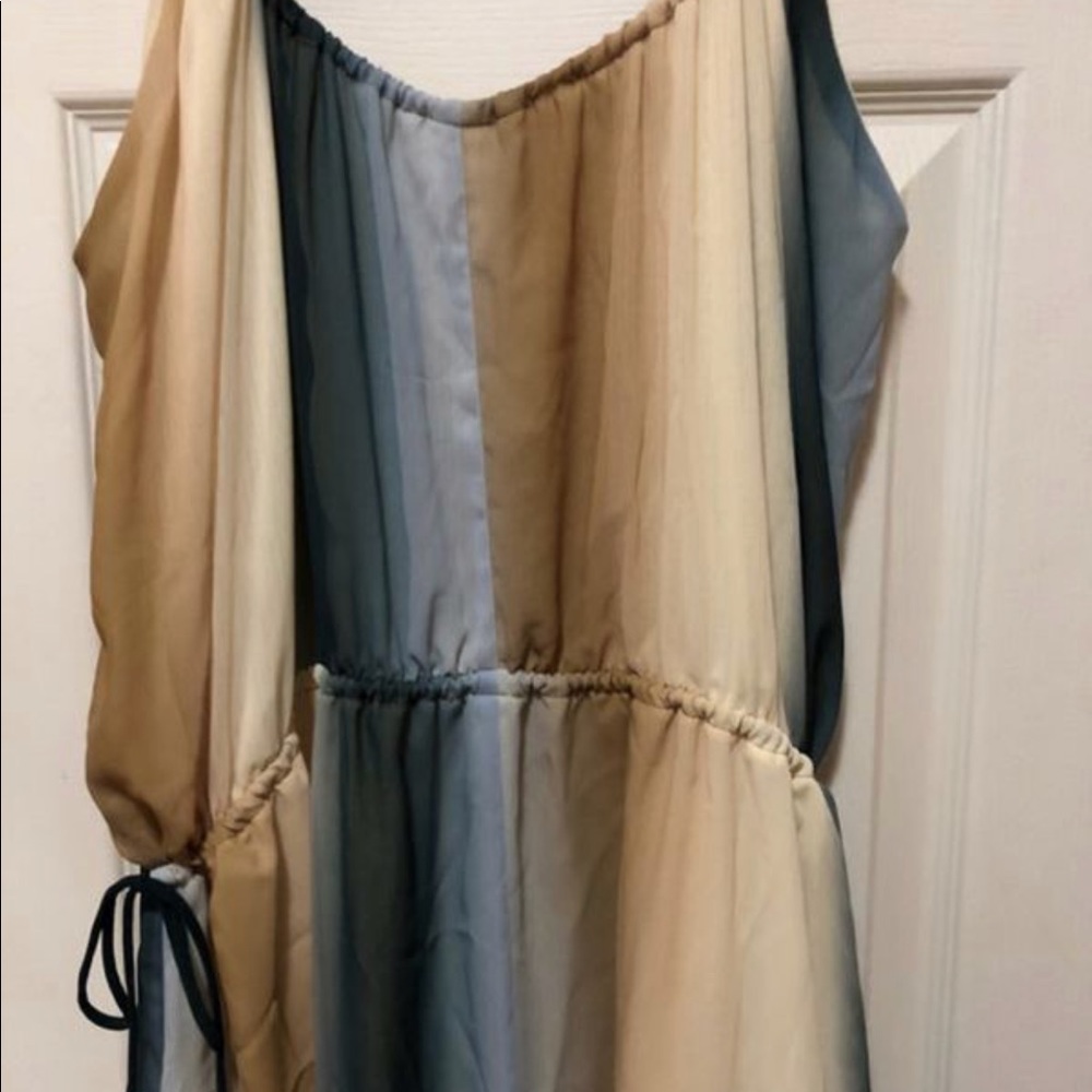 H&M Maxi Dress - Picture 2 of 3